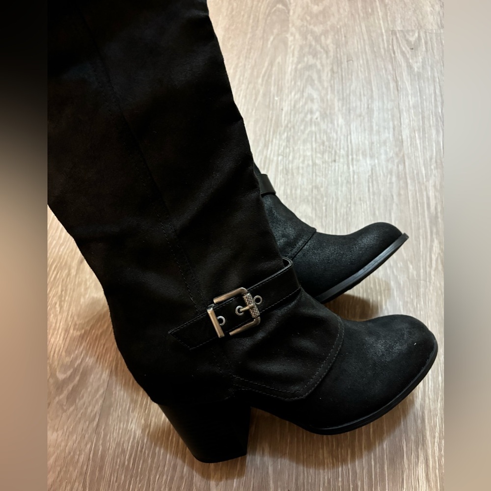 Black zip-up boots